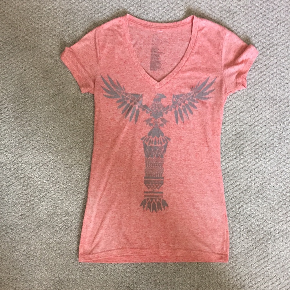 5/$15 Zumiez Burnout Red Eagle Tribal Short Sleeve Top